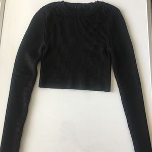Black cropped long sleeved sweater